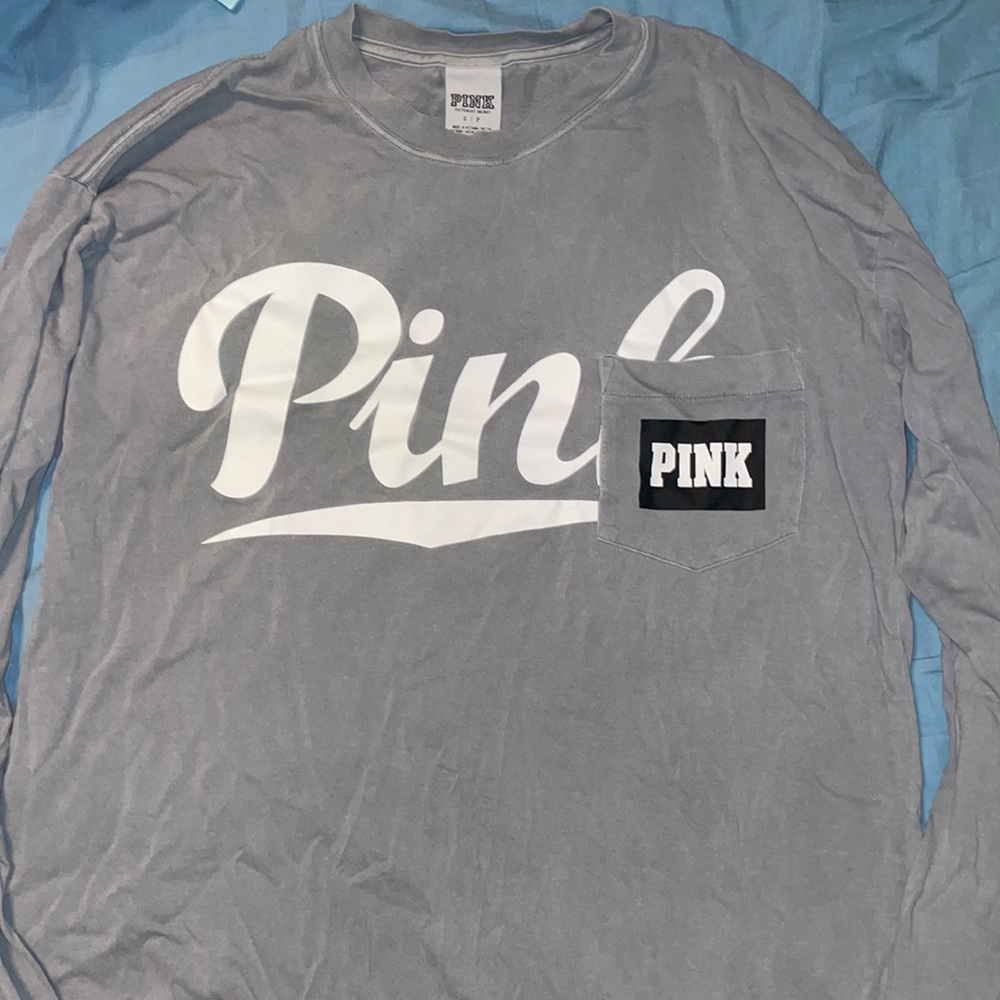 Victoria’s Secret pink long sleeve T-shirt